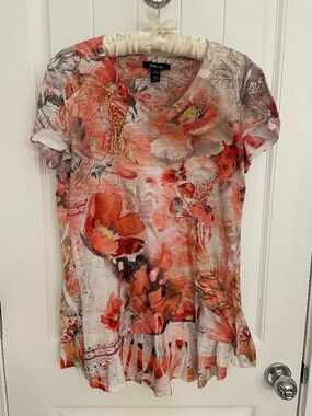 Style &Co Bright Floral V neck top, Size L